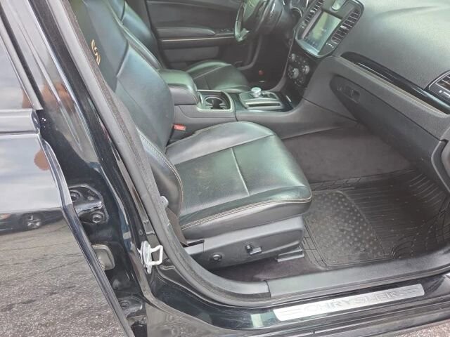 2018 Chrysler 300 in Greenville, SC 29607 - 18114398 19