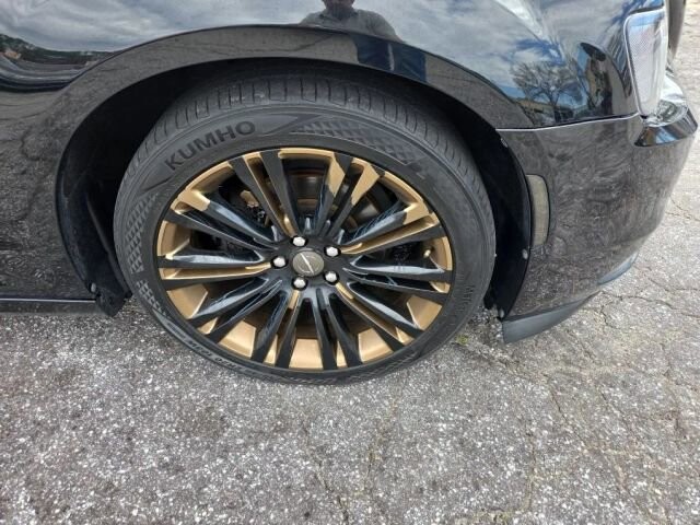 2018 Chrysler 300 in Greenville, SC 29607 - 18114398 8