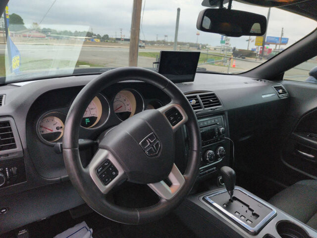 2013 Dodge Challenger in North Little Rock, AR 72117-1620 - 18114402 5