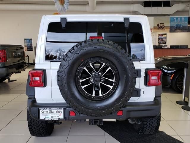 2026 Jeep Wrangler in Bedford, OH 44146 - 18114405 3