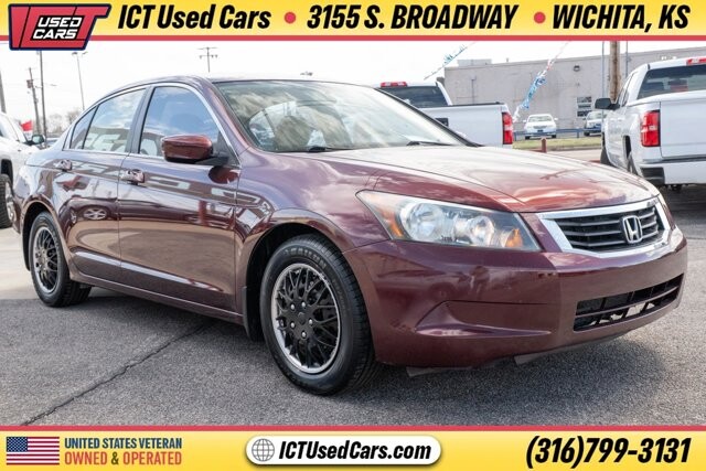 2008 Honda Accord in Wichita, KS 67216 - 18114410 6