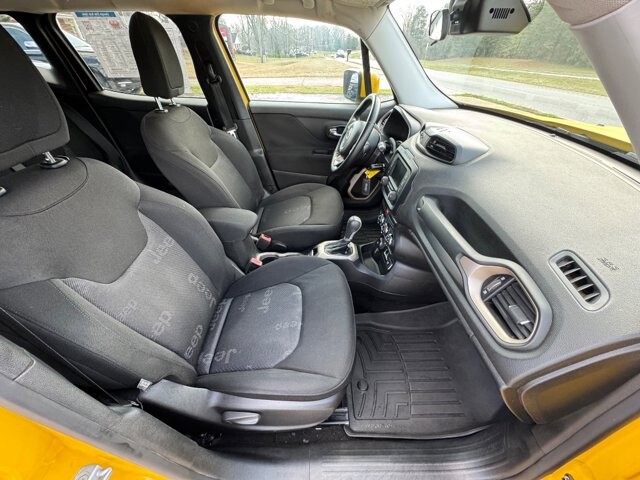 2015 Jeep Renegade in Flowery Branch, GA 30542 - 18114411 10