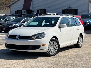 2013 Volkswagen Jetta in Flowery Branch, GA 30542