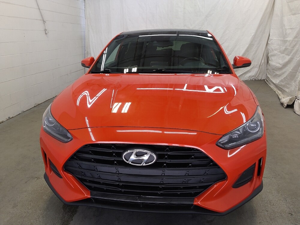 2020 Hyundai Veloster in Fairfield, OH 45014 - 18114430 15