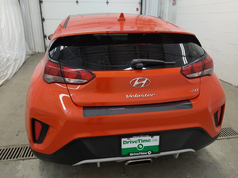 2020 Hyundai Veloster in Fairfield, OH 45014 - 18114430 6