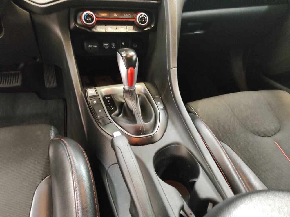 2020 Hyundai Veloster in Fairfield, OH 45014 - 18114430 26