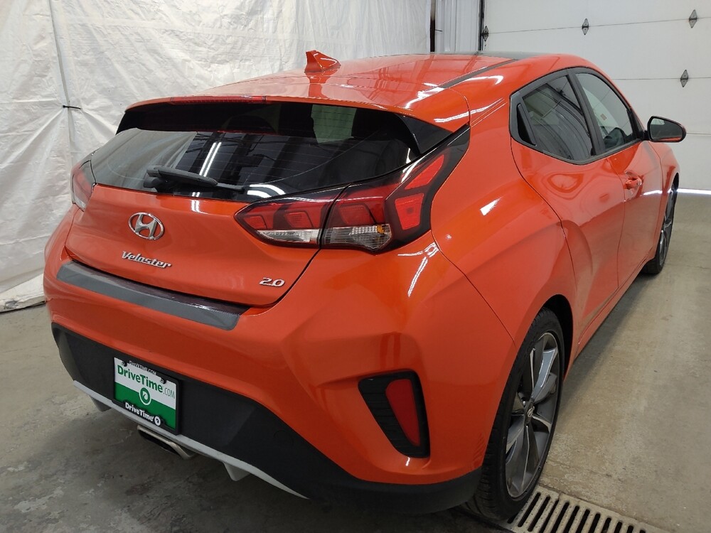 2020 Hyundai Veloster in Fairfield, OH 45014 - 18114430 9