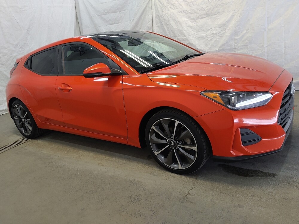2020 Hyundai Veloster in Fairfield, OH 45014 - 18114430 11