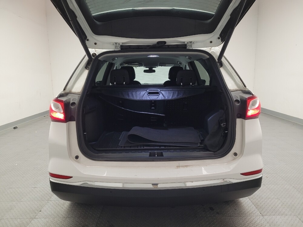 2018 Chevrolet Equinox in Torrance, CA 90504 - 18114432 29