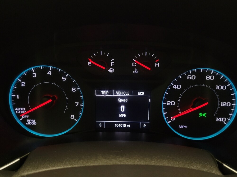 2018 Chevrolet Equinox in Torrance, CA 90504 - 18114432 23