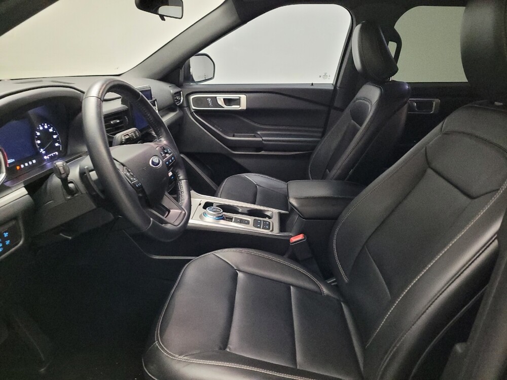 2020 Ford Explorer in Torrance, CA 90504 - 18114433 17
