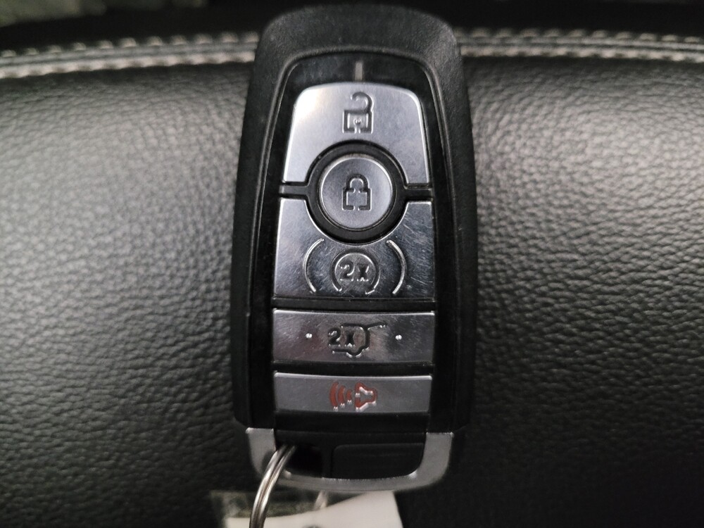 2020 Ford Explorer in Torrance, CA 90504 - 18114433 32