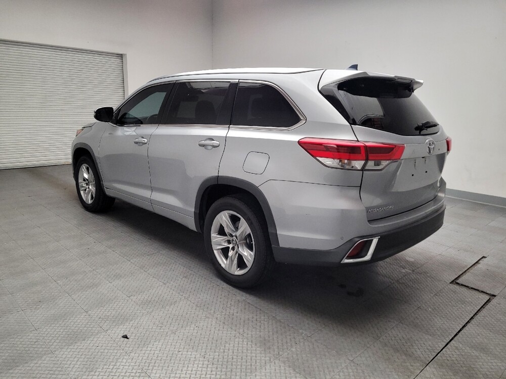 2018 Toyota Highlander in Torrance, CA 90504 - 18114434 5