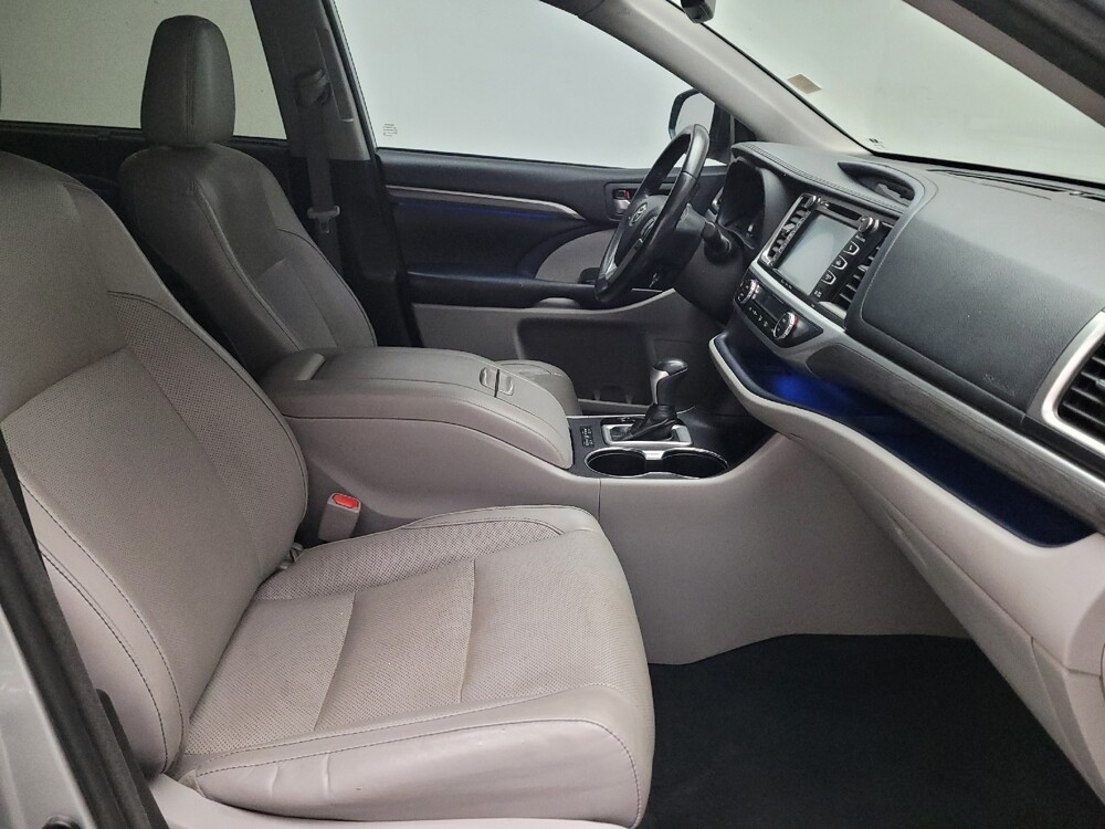 2018 Toyota Highlander in Torrance, CA 90504 - 18114434 21