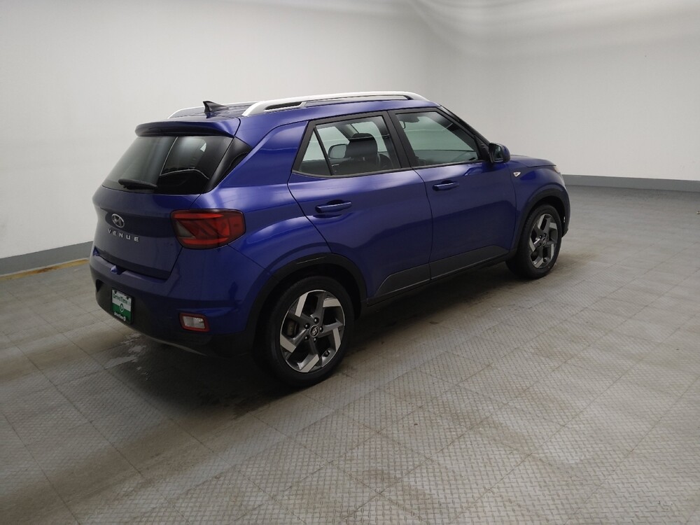 2022 Hyundai Venue in Midlothian, IL 60445 - 18114440 10