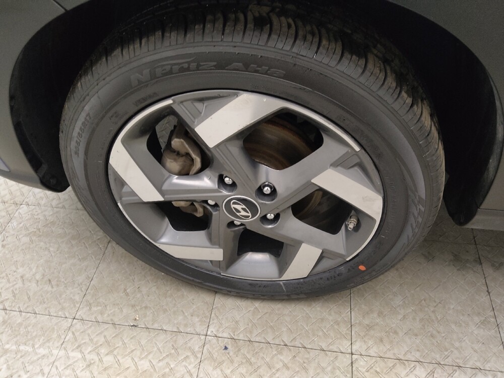 2022 Hyundai Venue in Midlothian, IL 60445 - 18114440 31