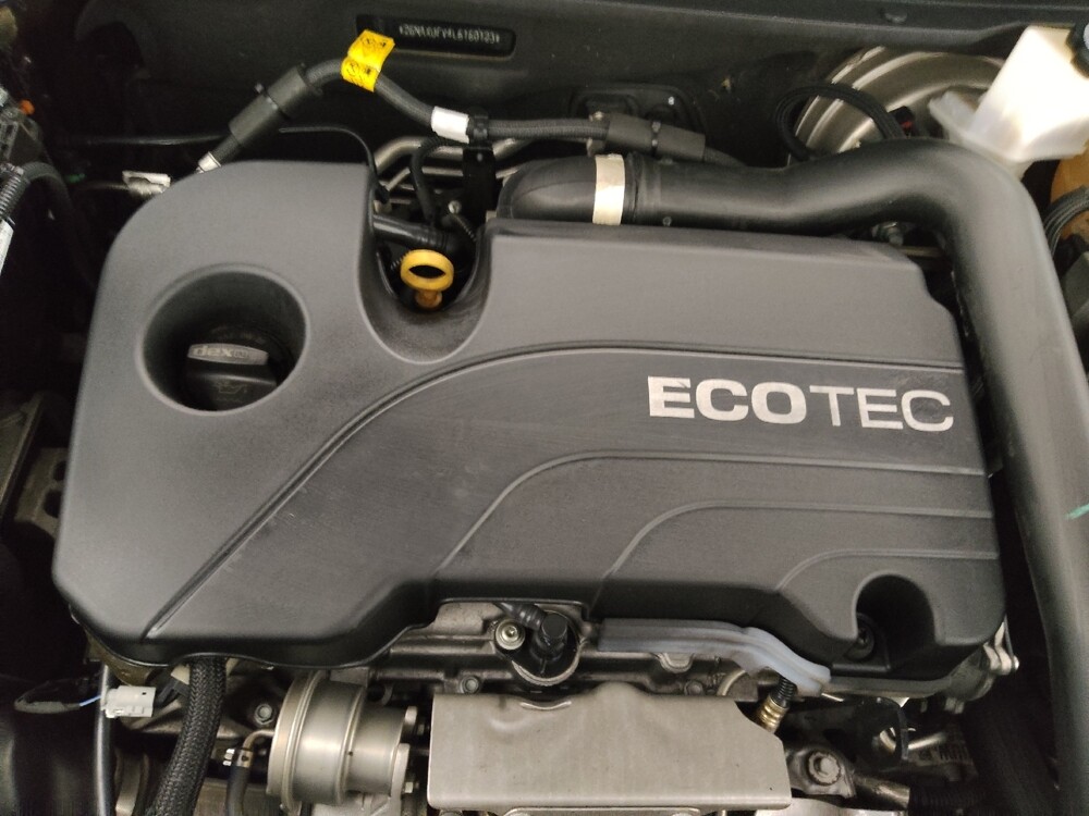 2020 Chevrolet Equinox in St. Louis, MO 63136 - 18114445 30