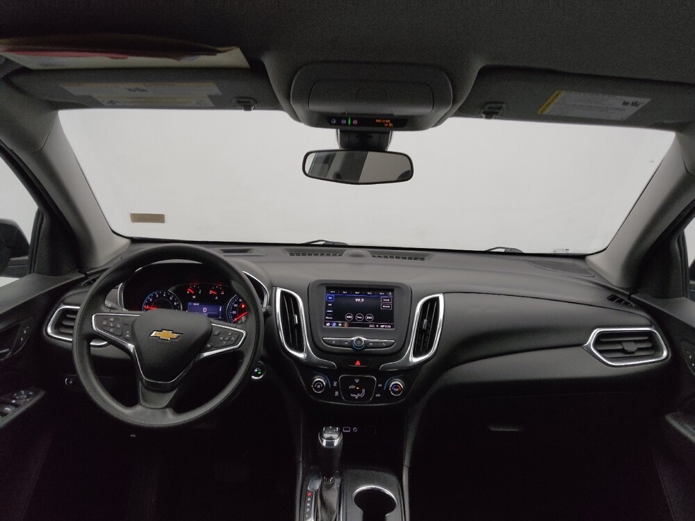 2020 Chevrolet Equinox in St. Louis, MO 63136 - 18114445 22