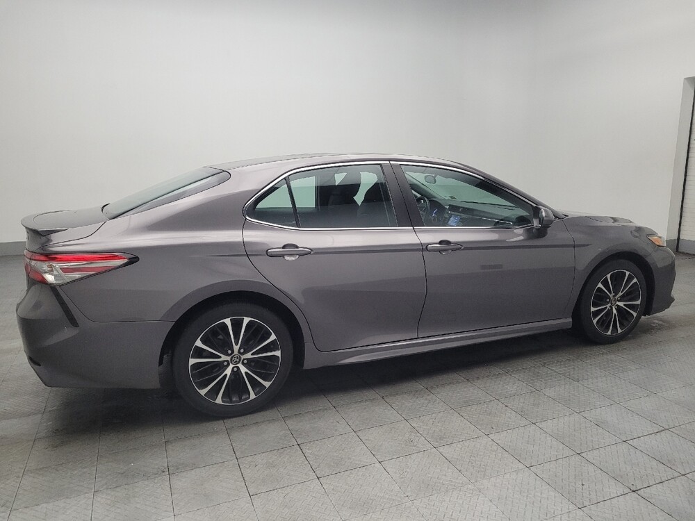 2018 Toyota Camry in Duluth, GA 30096 - 18114453 10