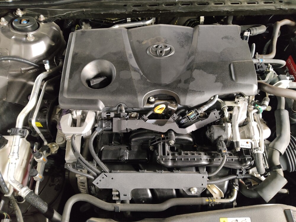 2018 Toyota Camry in Duluth, GA 30096 - 18114453 30