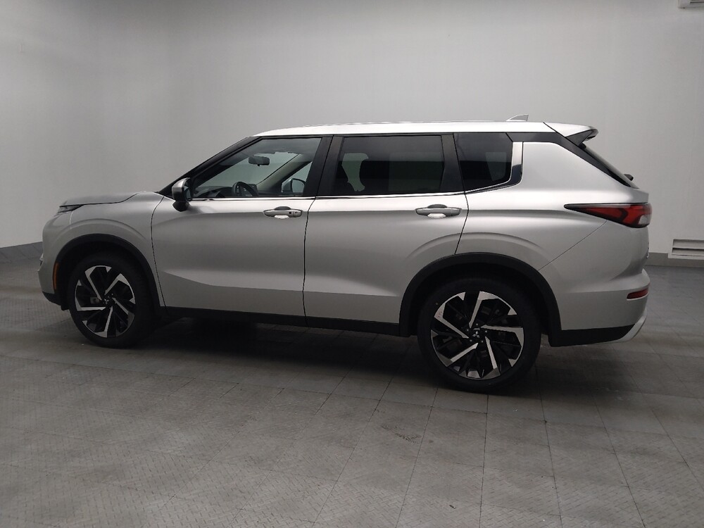 2024 Mitsubishi Outlander in Morrow, GA 30260 - 18114460 3