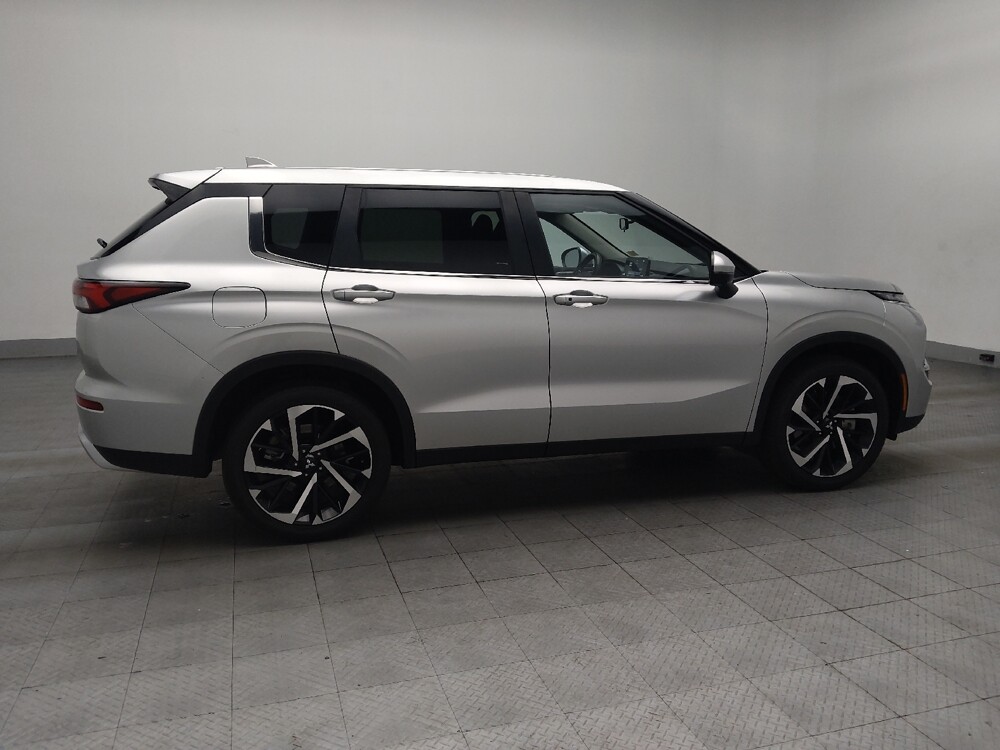 2024 Mitsubishi Outlander in Morrow, GA 30260 - 18114460 10