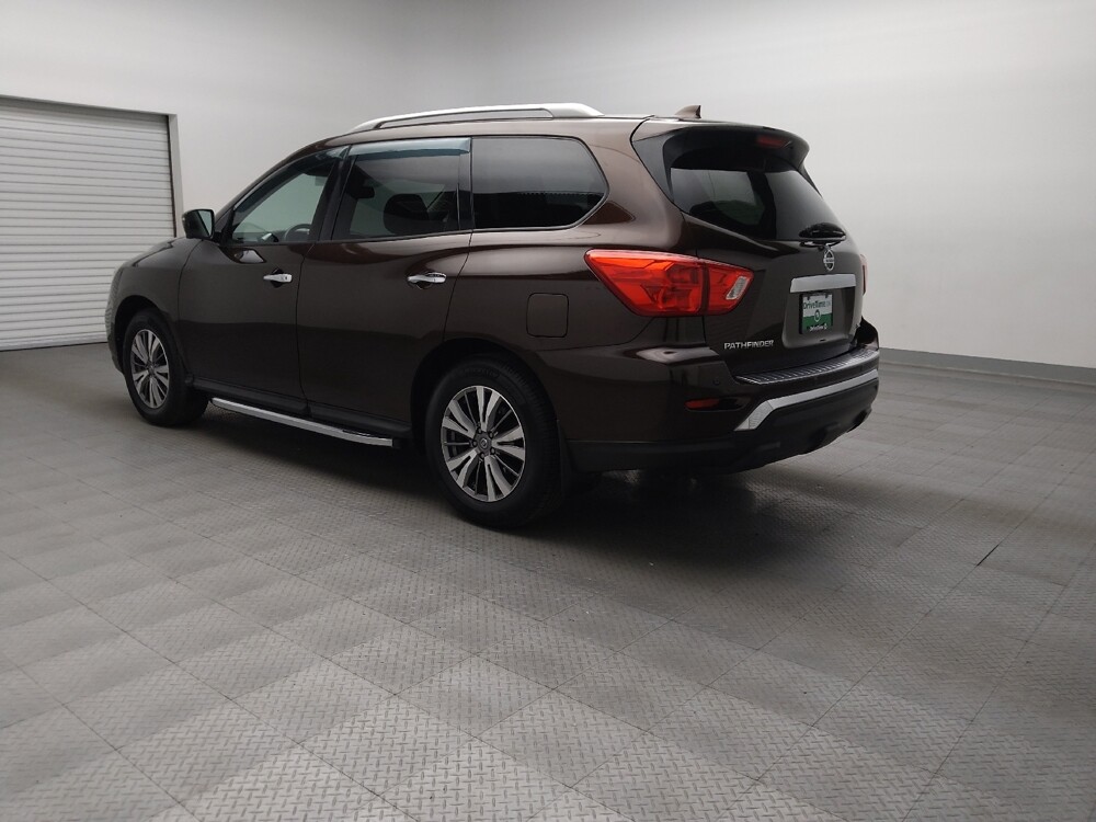 2019 Nissan Pathfinder in El Paso, TX 79907 - 18114474 5