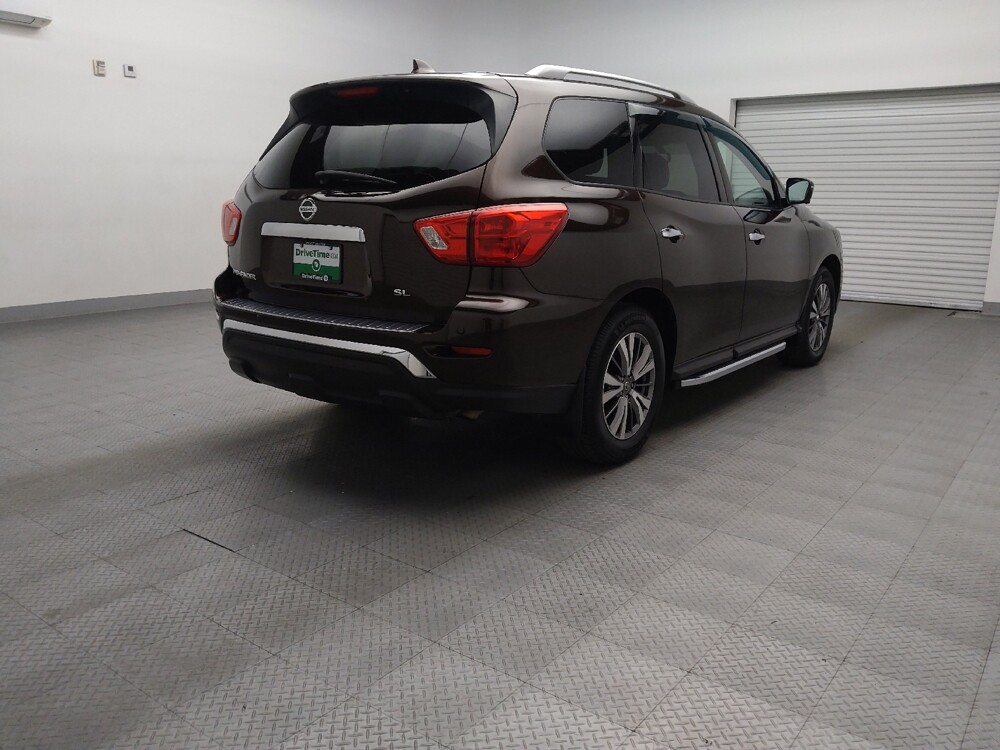 2019 Nissan Pathfinder in El Paso, TX 79907 - 18114474 9
