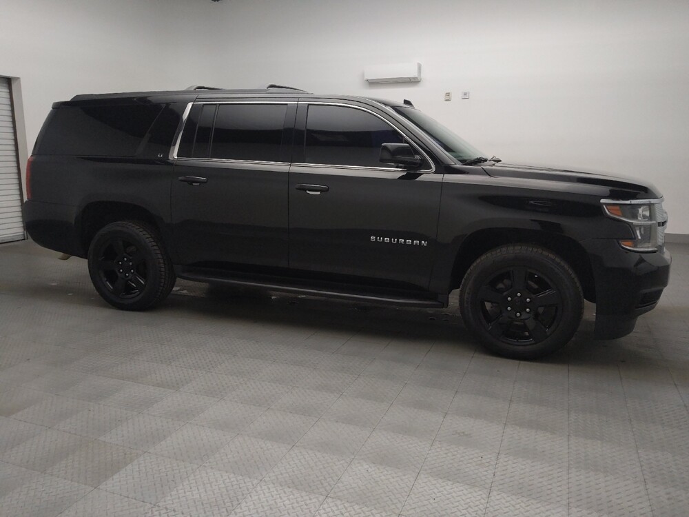 2018 Chevrolet Suburban in Arlington, TX 76011 - 18114481 11