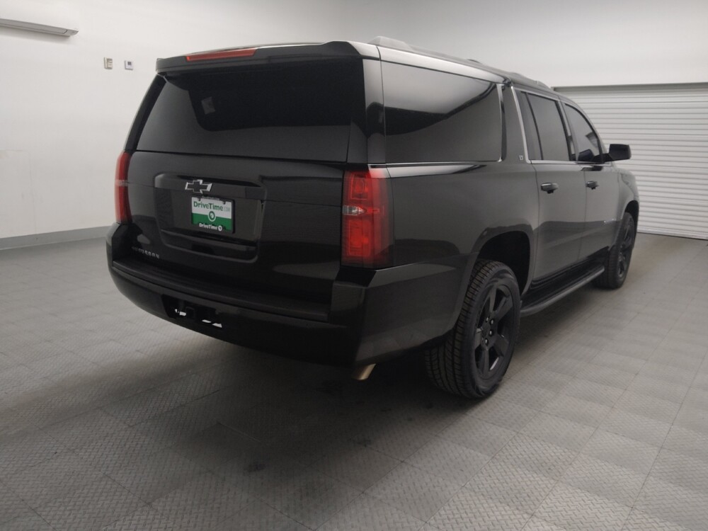 2018 Chevrolet Suburban in Arlington, TX 76011 - 18114481 9