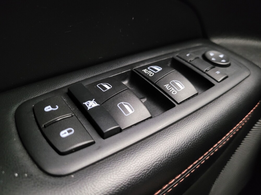 2016 Jeep Grand Cherokee in Chandler, AZ 85225 - 18114491 27