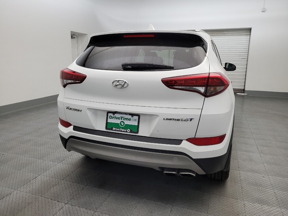 2018 Hyundai Tucson in Glendale, AZ 85301 - 18114495 7