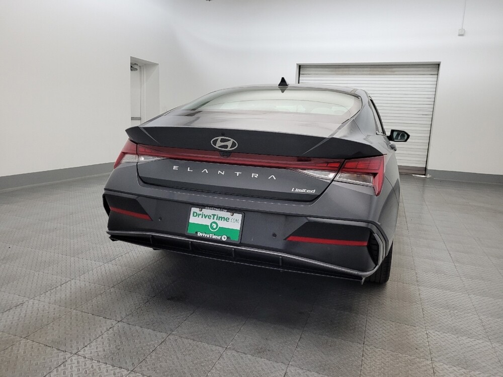 2024 Hyundai Elantra in Phoenix, AZ 85022 - 18114496 7