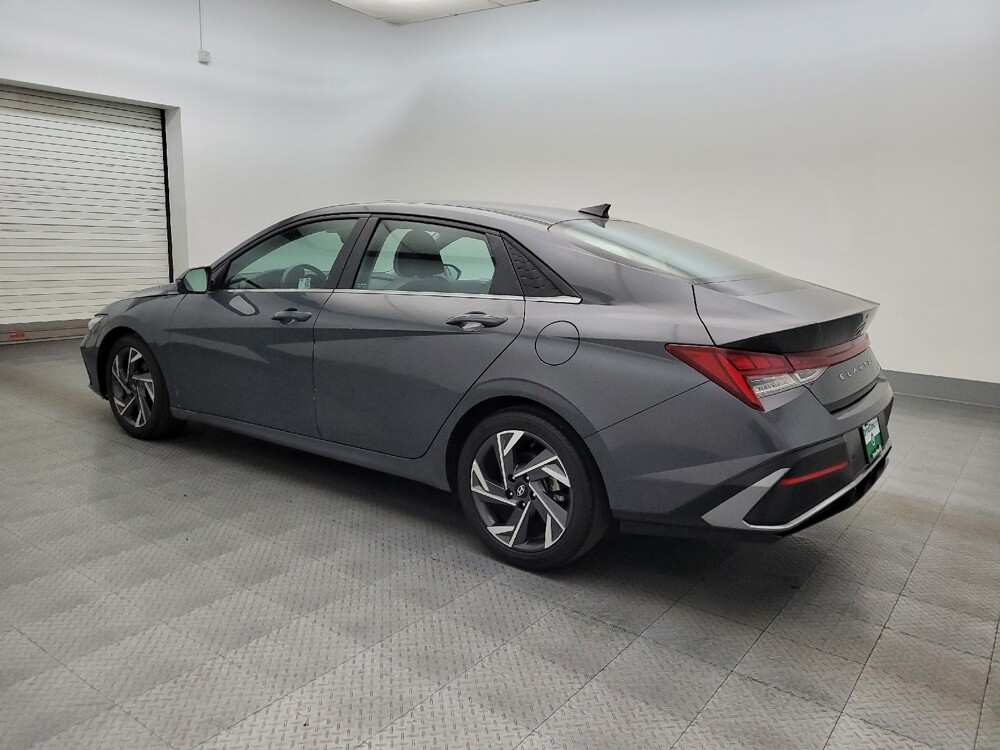 2024 Hyundai Elantra in Phoenix, AZ 85022 - 18114496 3