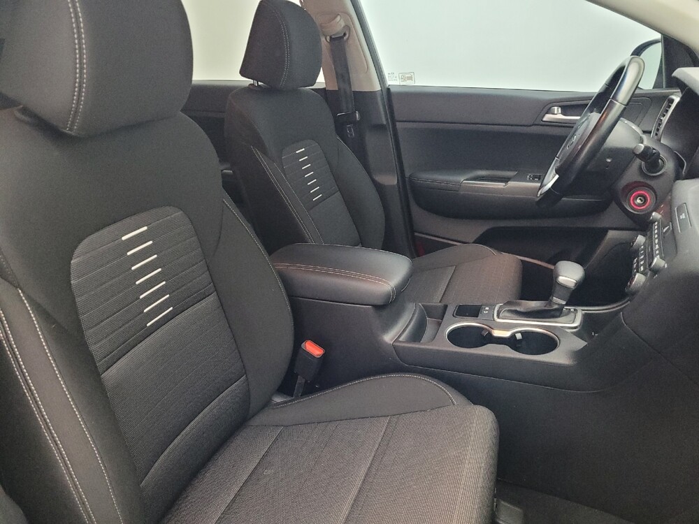 2019 Kia Sportage in Orlando, FL 32808 - 18114514 21