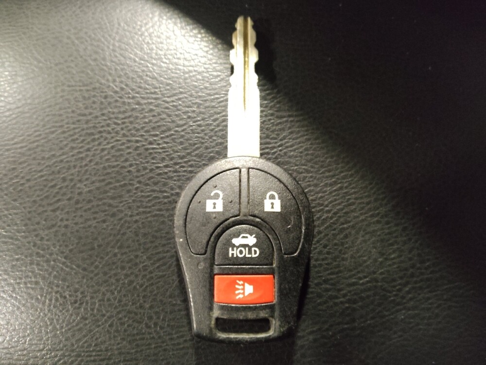 2018 Nissan Sentra in Orlando, FL 32808 - 18114525 32