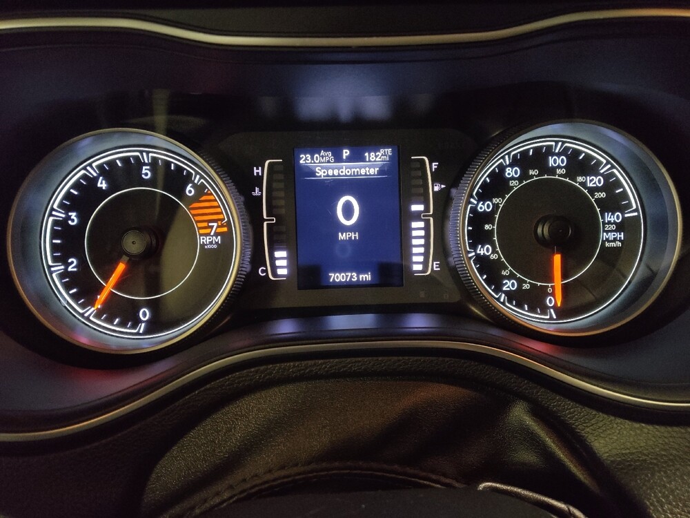 2019 Jeep Cherokee in Ocala, FL 34471 - 18114526 23