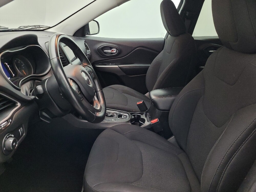 2019 Jeep Cherokee in Ocala, FL 34471 - 18114526 17