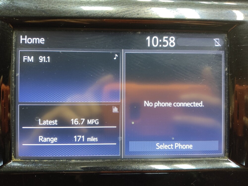 2018 Toyota Camry in Greenville, SC 29607 - 18114539 25