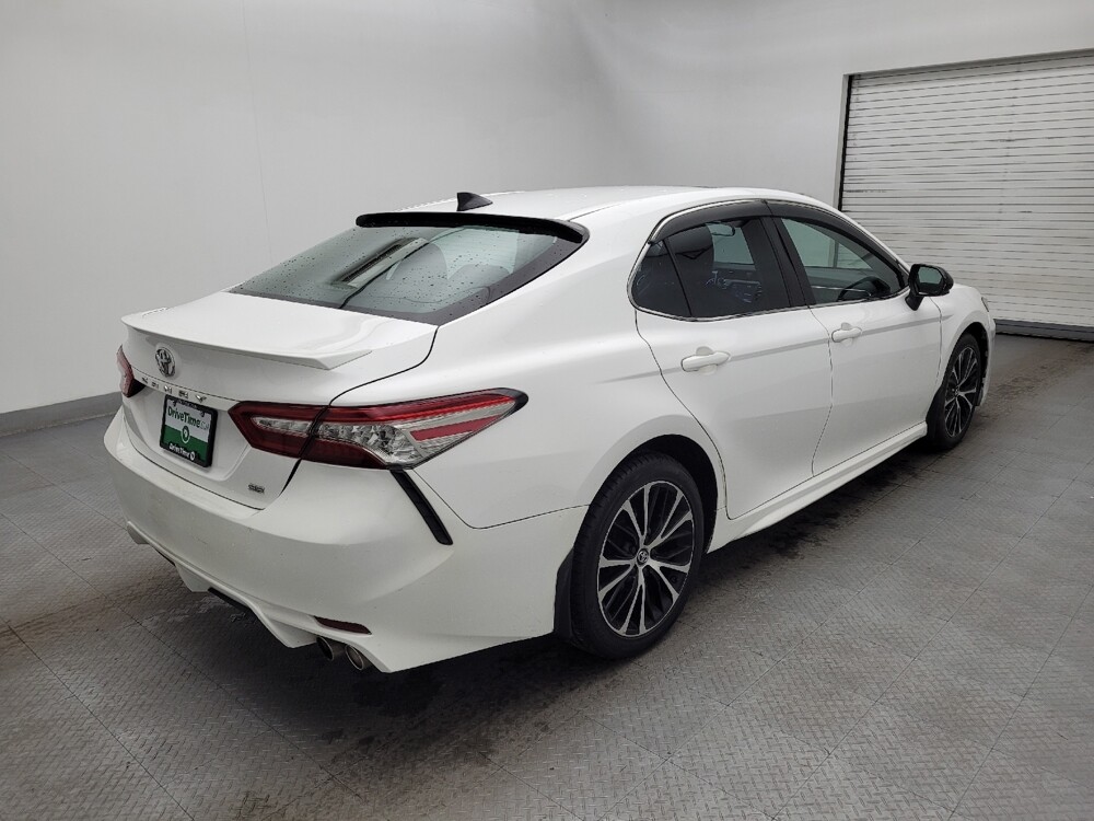 2018 Toyota Camry in Greenville, SC 29607 - 18114539 9