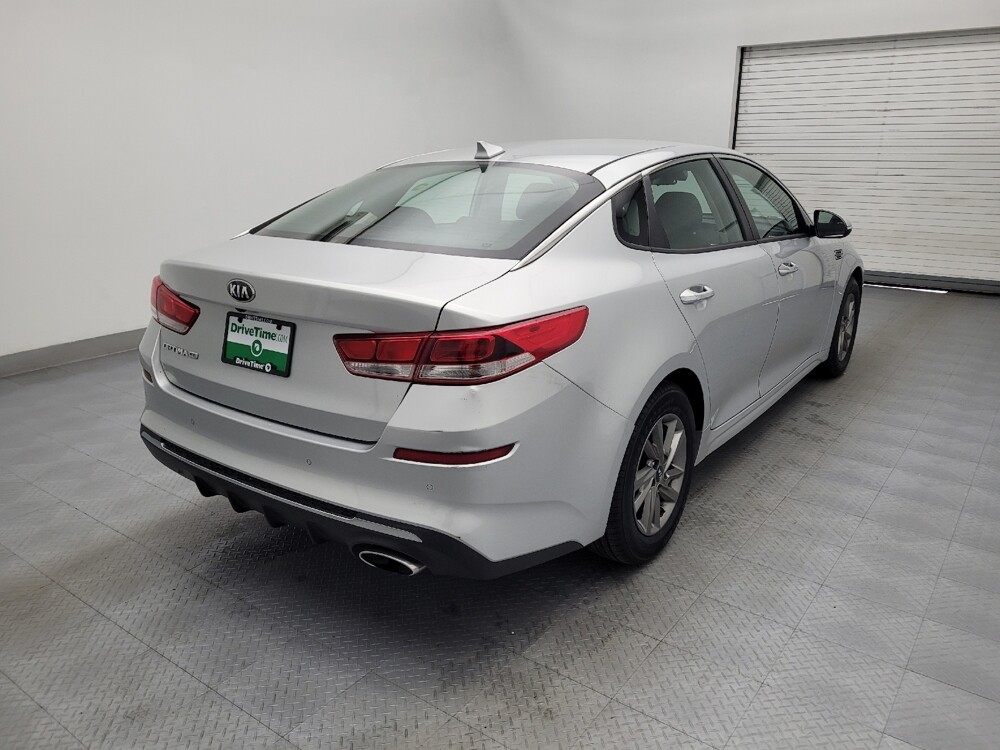 2019 Kia Optima in Greenville, SC 29607 - 18114544 9