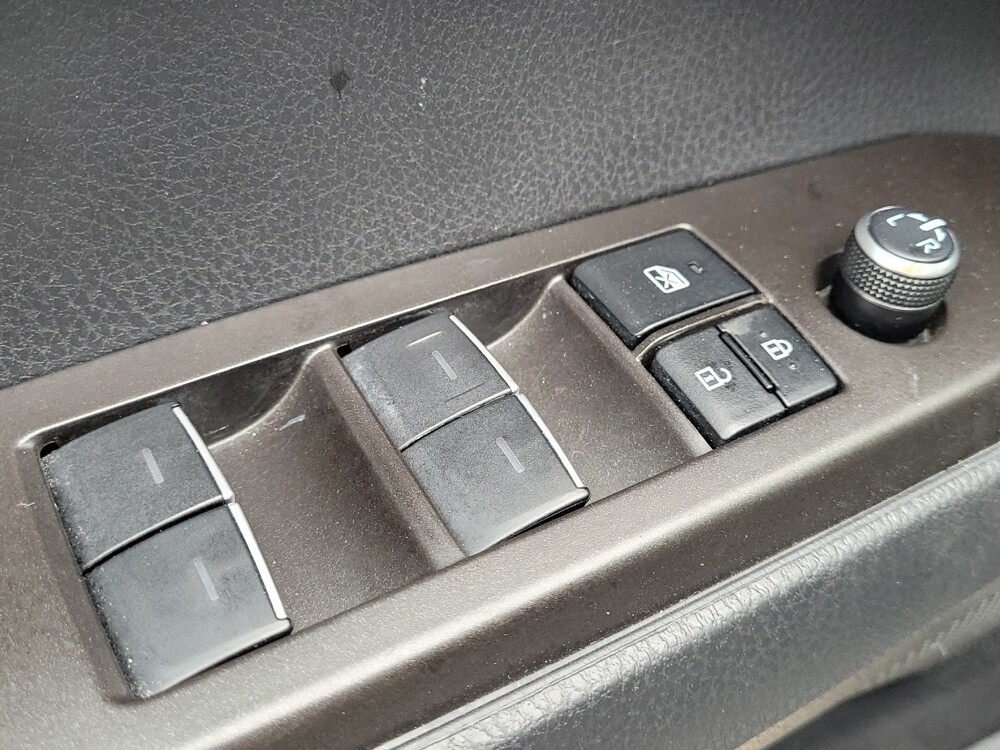 2023 Toyota Camry in Greenville, SC 29607 - 18114548 27