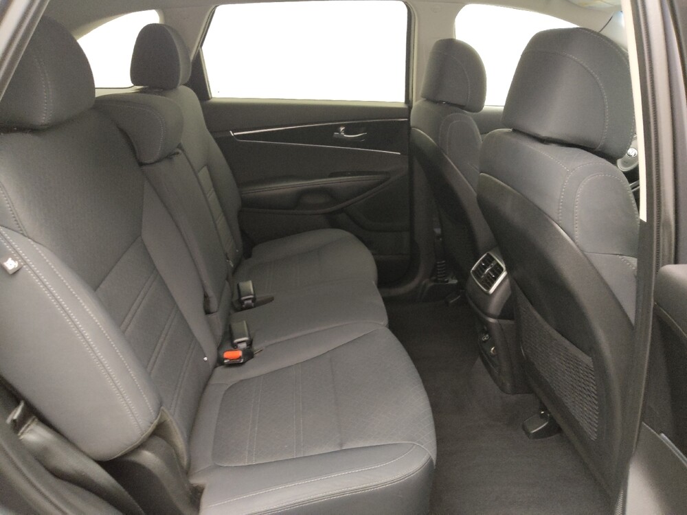 2017 Kia Sorento in Denver, CO 80012 - 18114550 19