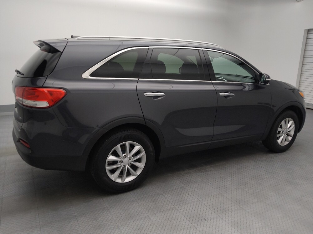 2017 Kia Sorento in Denver, CO 80012 - 18114550 10
