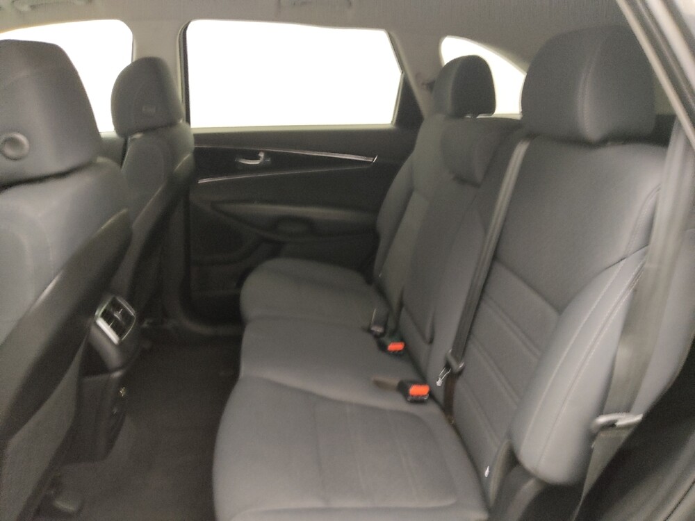2017 Kia Sorento in Denver, CO 80012 - 18114550 18