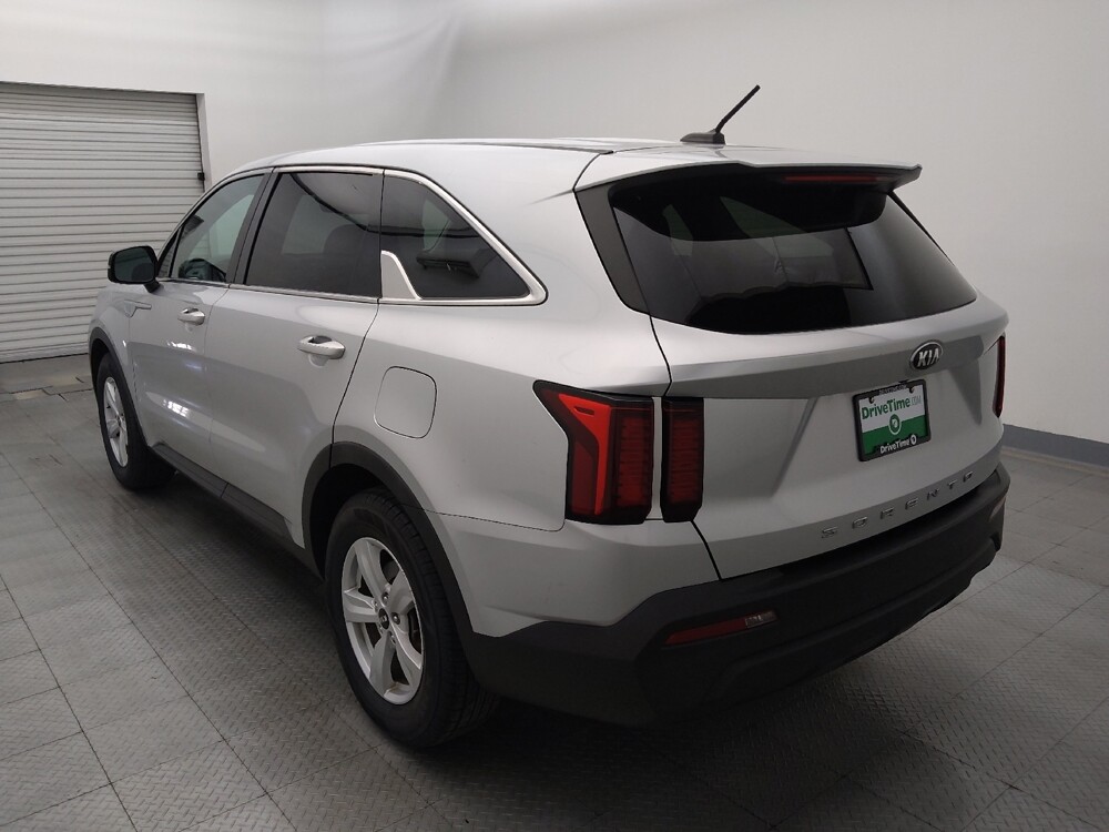 2021 Kia Sorento in Houston, TX 77034 - 18114574 5