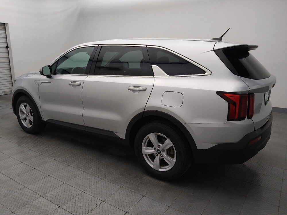 2021 Kia Sorento in Houston, TX 77034 - 18114574 3