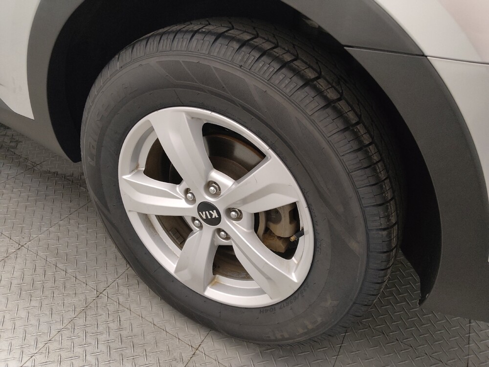 2021 Kia Sorento in Houston, TX 77034 - 18114574 31