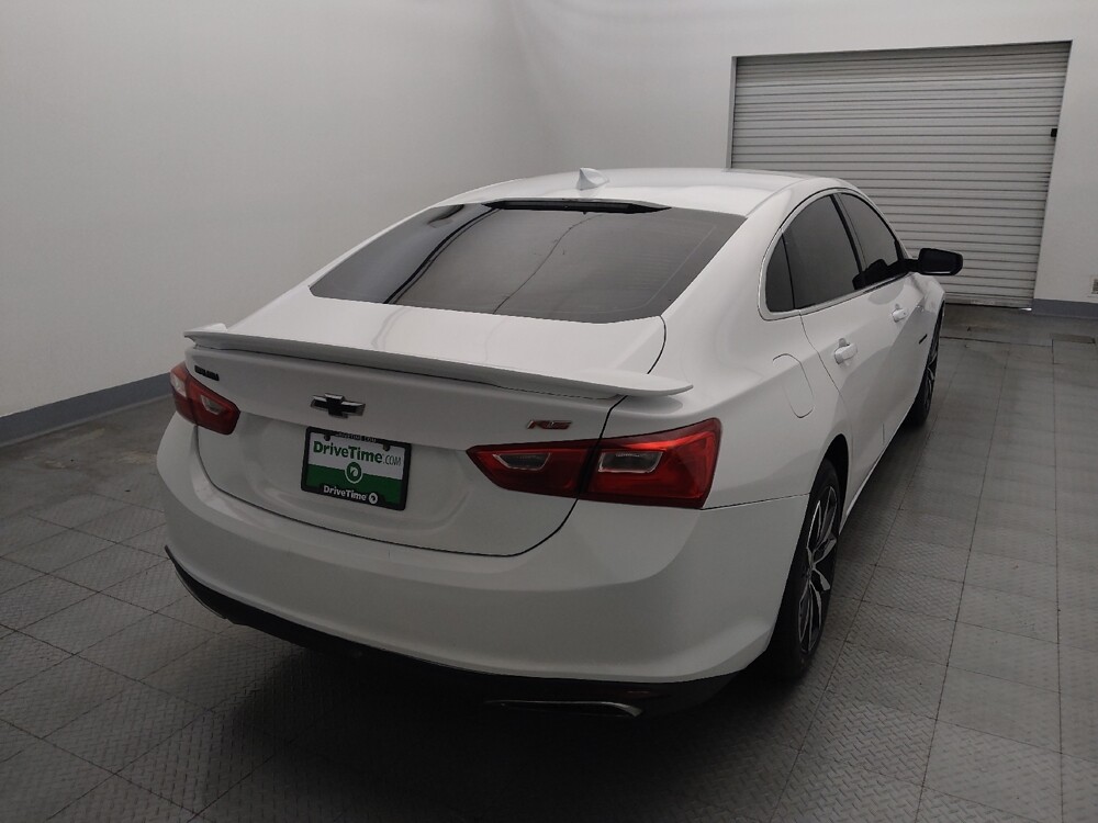 2020 Chevrolet Malibu in Live Oak, TX 78233 - 18114577 7