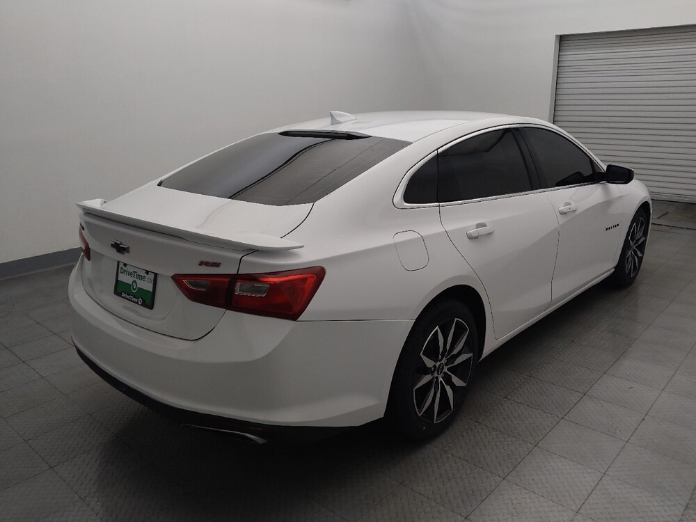 2020 Chevrolet Malibu in Live Oak, TX 78233 - 18114577 9